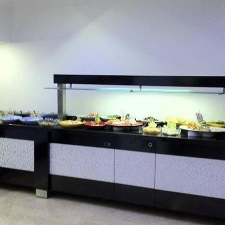 קרגיג'ק Ideal Beach Hotel מראה חיצוני תמונה