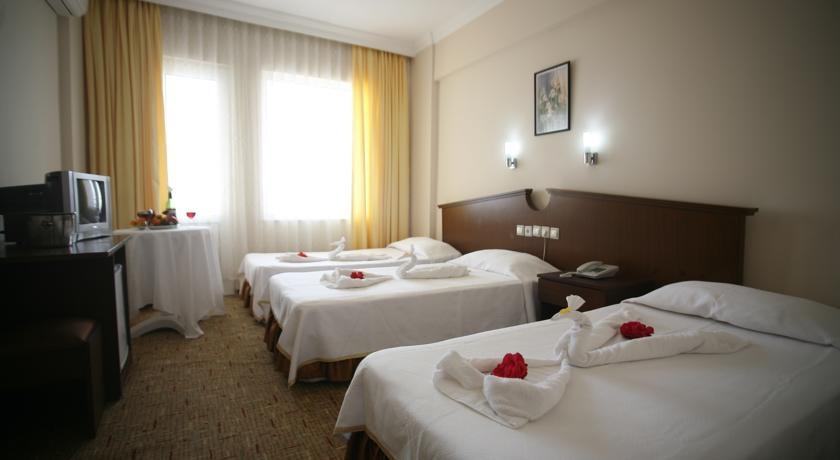 קרגיג'ק Ideal Beach Hotel מראה חיצוני תמונה