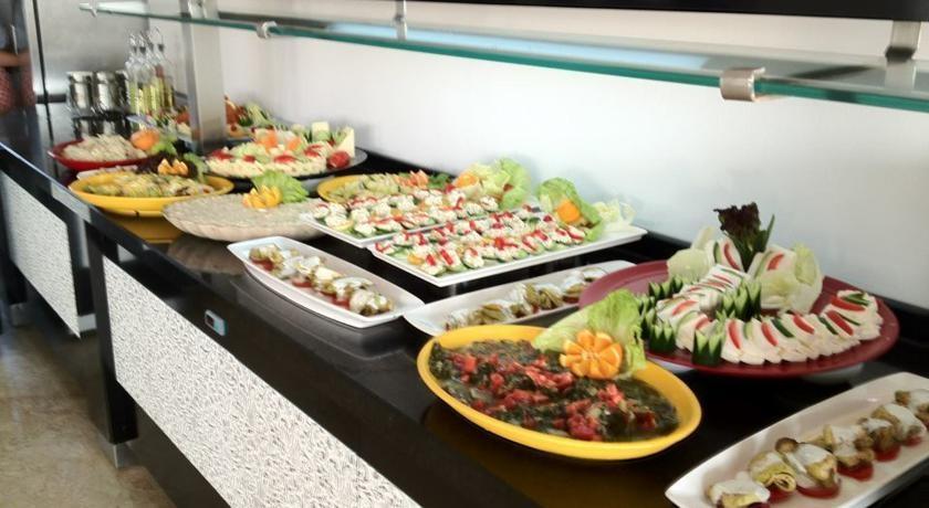 קרגיג'ק Ideal Beach Hotel מראה חיצוני תמונה