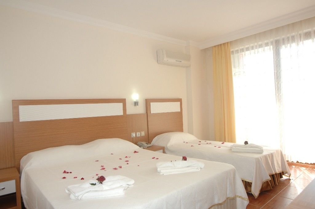 קרגיג'ק Ideal Beach Hotel מראה חיצוני תמונה