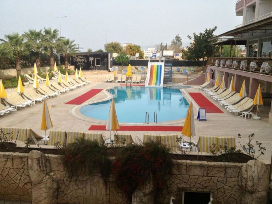 קרגיג'ק Ideal Beach Hotel מראה חיצוני תמונה